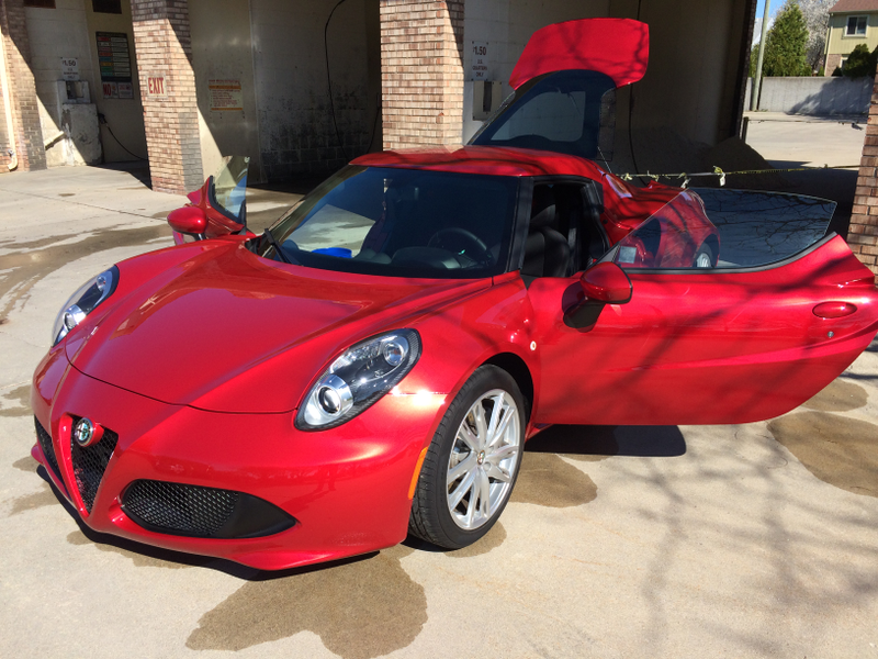 Illustration for article titled Alfa Romeo 4C Picture Dump